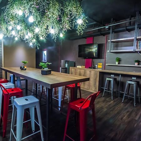 Hi B&B Луодонг Екстериор снимка